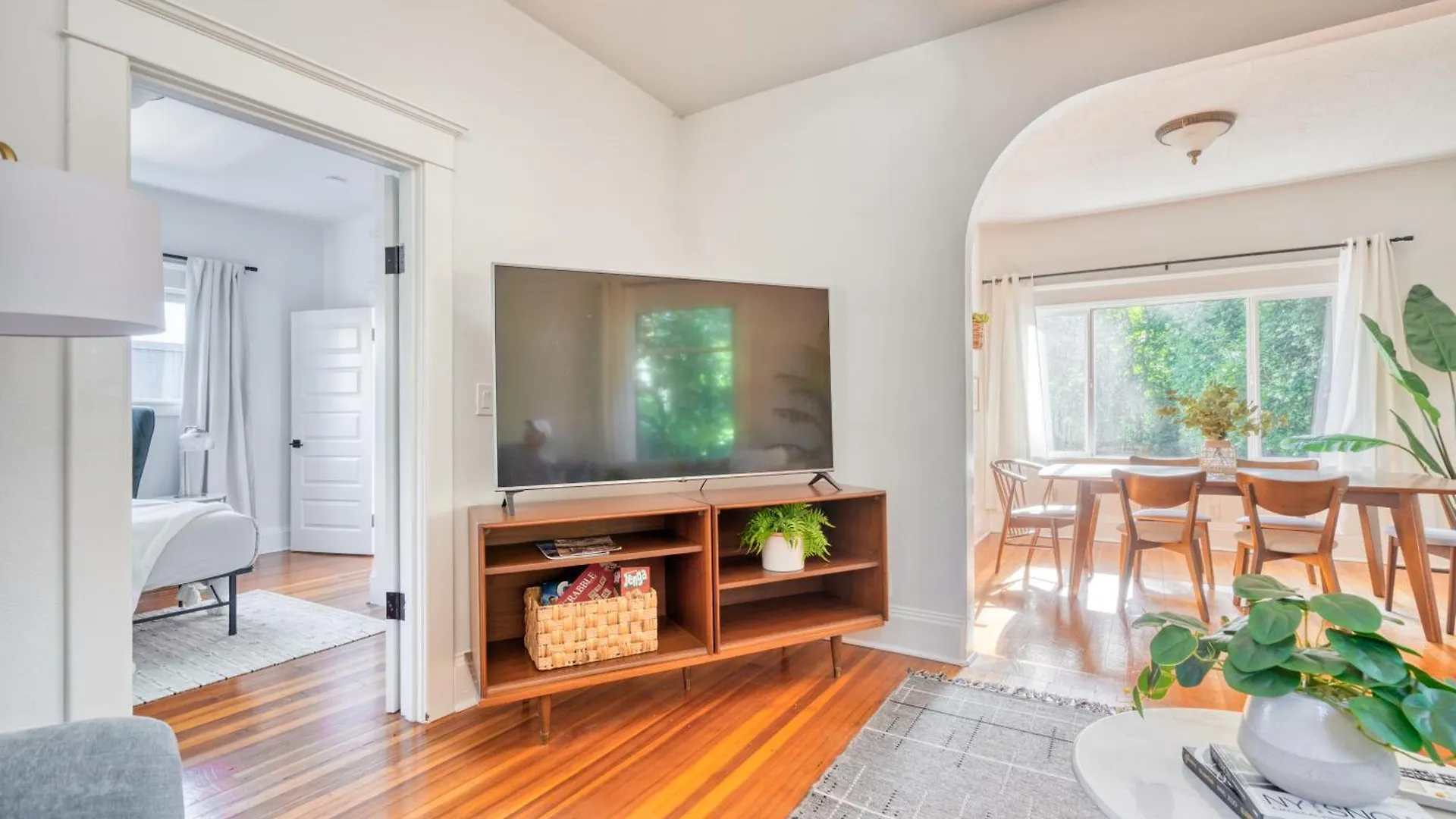 Stay Portland - Cute & Charming Portland Home 91 Walkscore