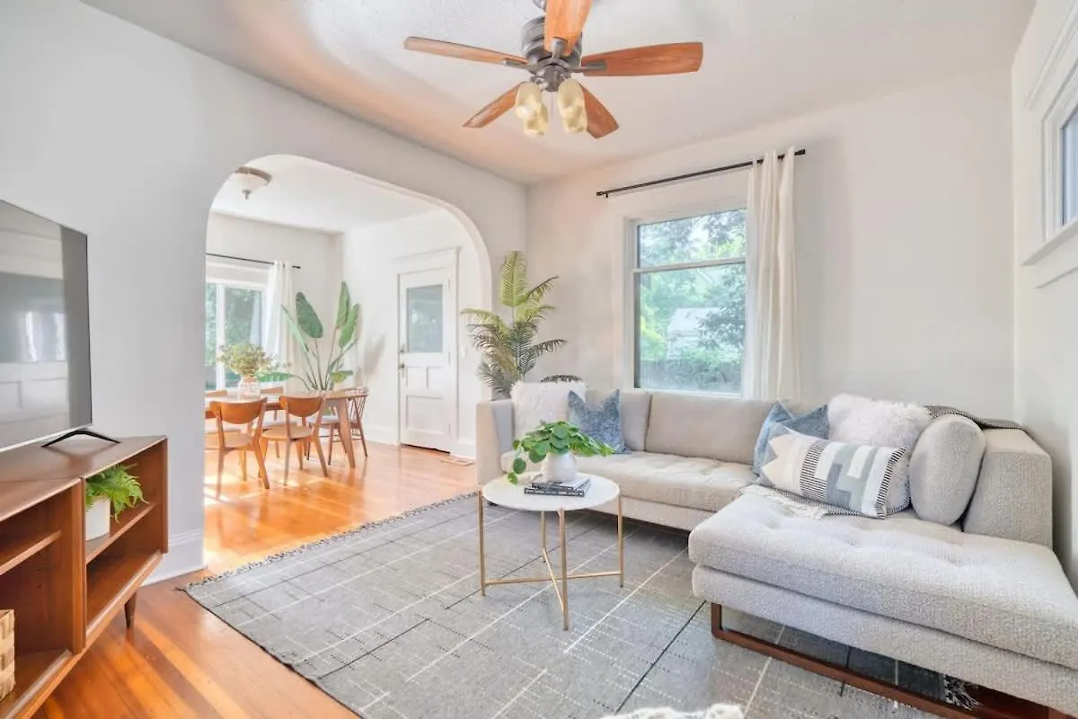 Stay Portland - Cute & Charming Portland Home 91 Walkscore 0*,  United States