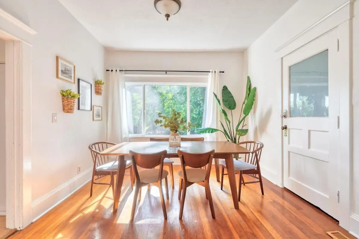 Stay Portland - Cute & Charming Portland Home 91 Walkscore United States